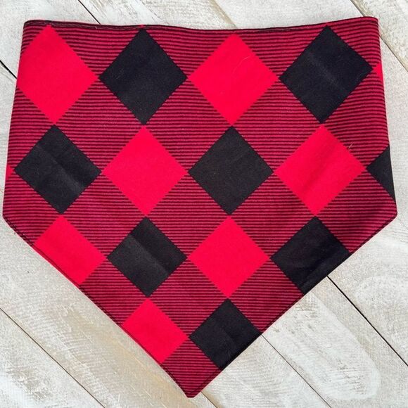 Snow much fun graphic red and black buffalo check bandana size medium - Picture 3 of 4